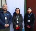 Felipe González, director médico de Clínica Andes Salud Puerto Montt; María Cristina Cardemil, Subdirectora Área de Salud de Desafío Levantemos Chile.; y Romina Barrientos, tecnóloga médica de Otorrinolaringología del Servicio de Salud Chiloé lideraron el operativo médico en Ancud, Chiloé.